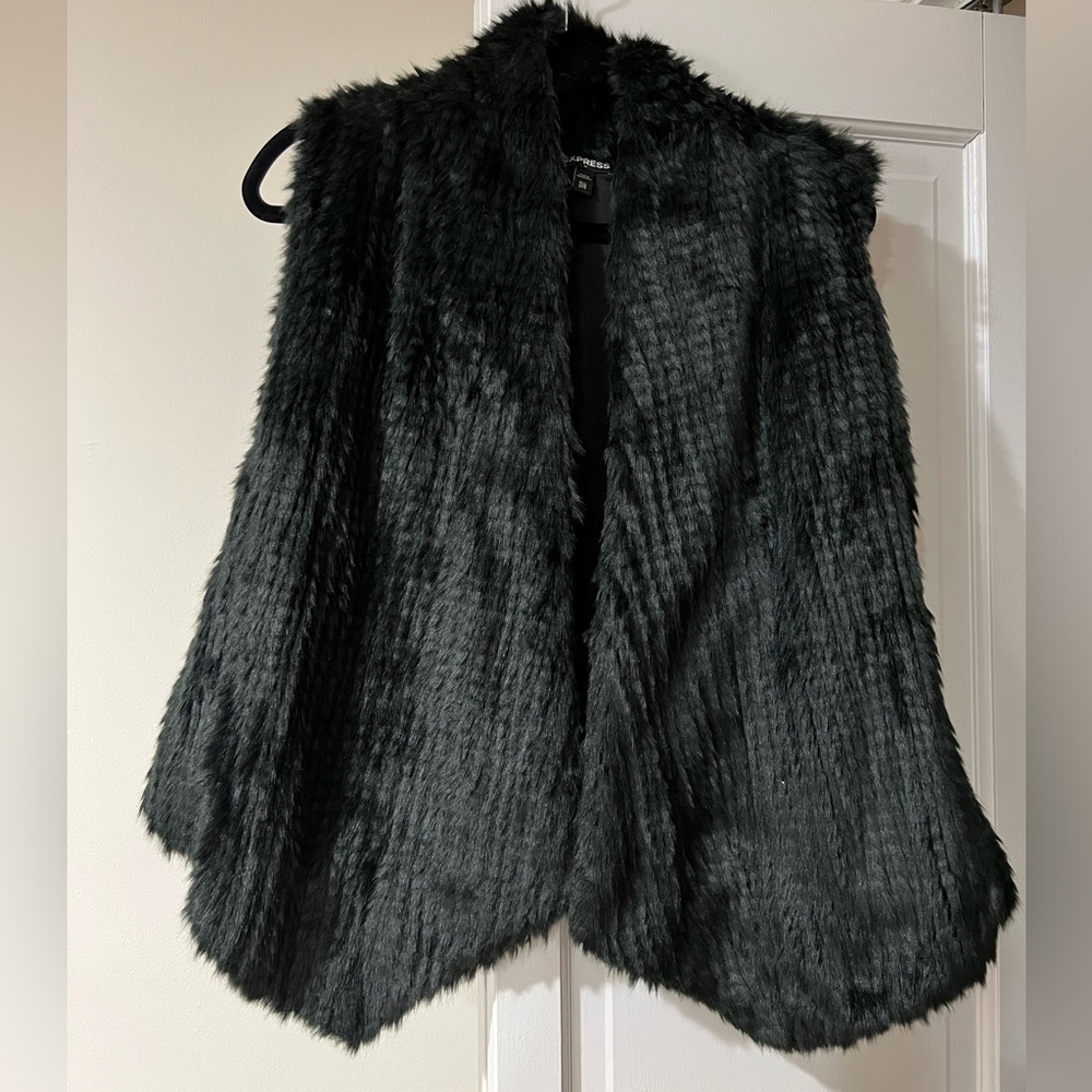 Fur vest